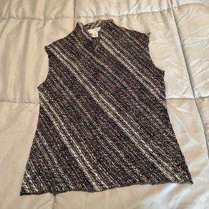 Petite Sophisticate Woman’s Black & Silver Sleeveless Stretch Blouse Size S